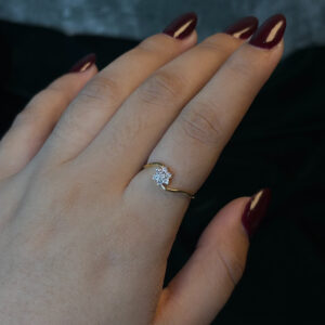 LADIES RING ( 9KT GOLD)