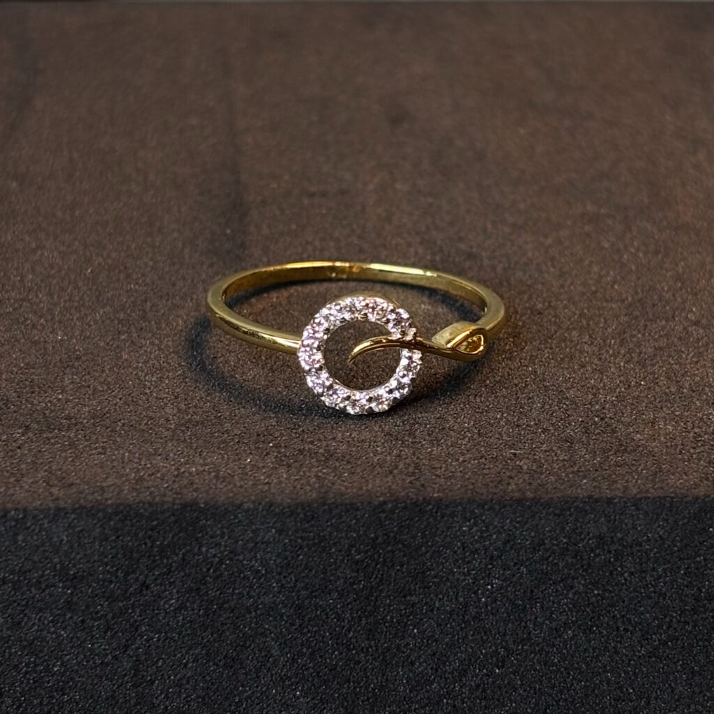 DIAMOND RING ( 9KT GOLD)