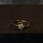 LADIES RING ( 9KT GOLD) - Image 3