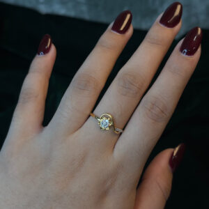 LADIES RING ( 9KT GOLD)