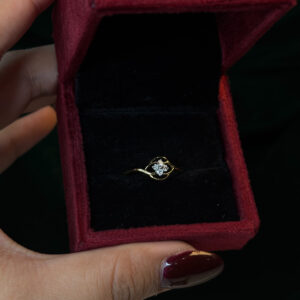 LADIES RING ( 9KT GOLD)