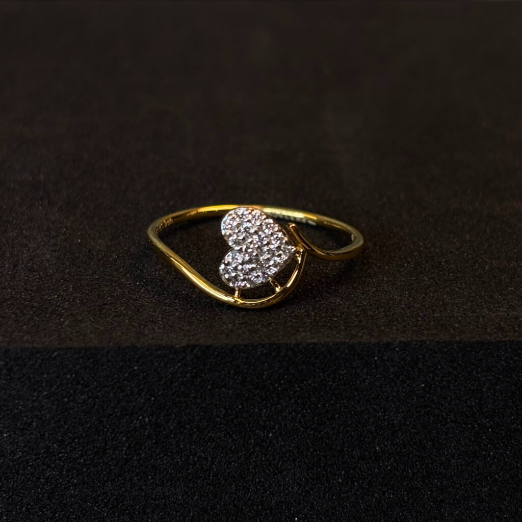 DIAMOND RING ( 9KT GOLD)