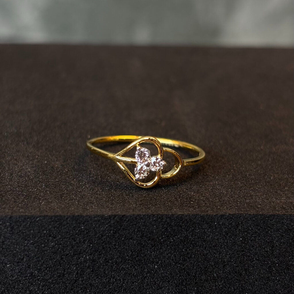 DIAMOND RING ( 9KT GOLD)