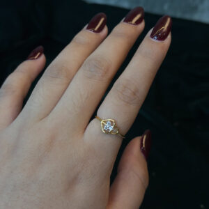 LADIES RING ( 9KT GOLD)