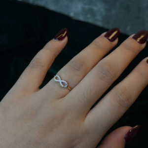 LADIES RING ( 9KT GOLD)