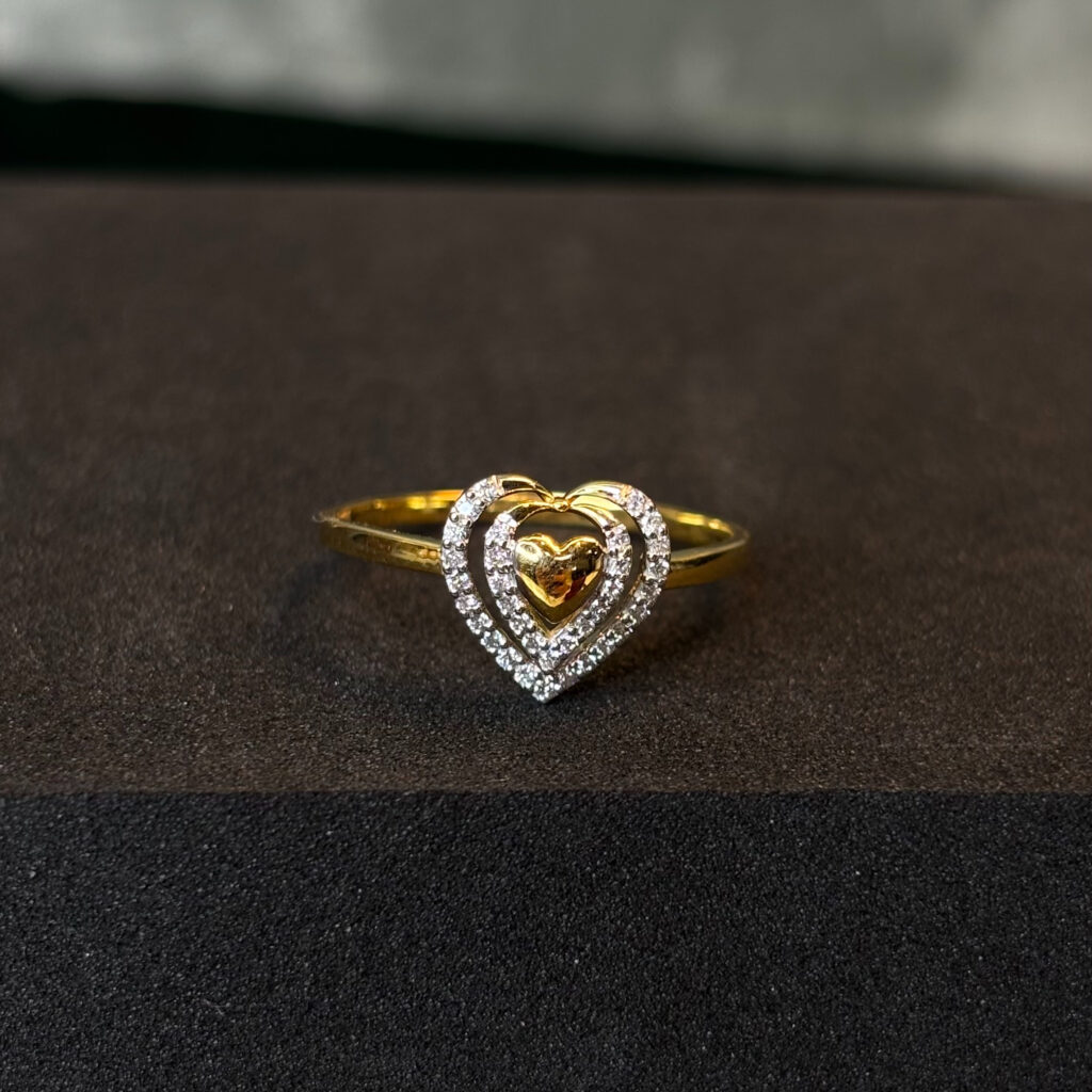 DIAMOND RING ( 9KT GOLD)