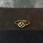 LADIES RING ( 9KT GOLD) - Image 3