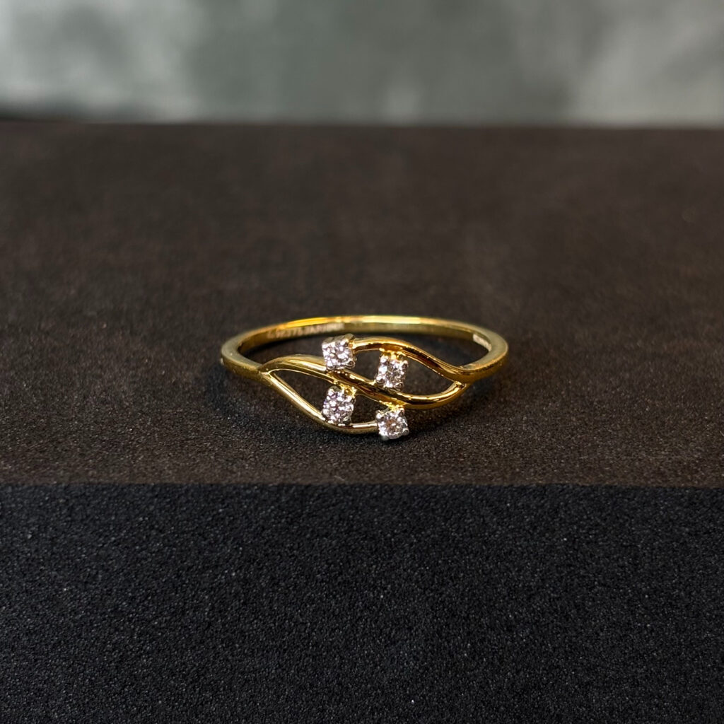 DIAMOND RING ( 9KT GOLD)