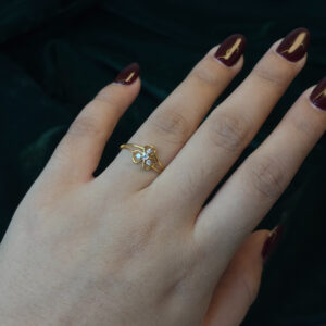 LADIES RING ( 9KT GOLD)