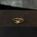 LADIES RING ( 9KT GOLD) - Image 3