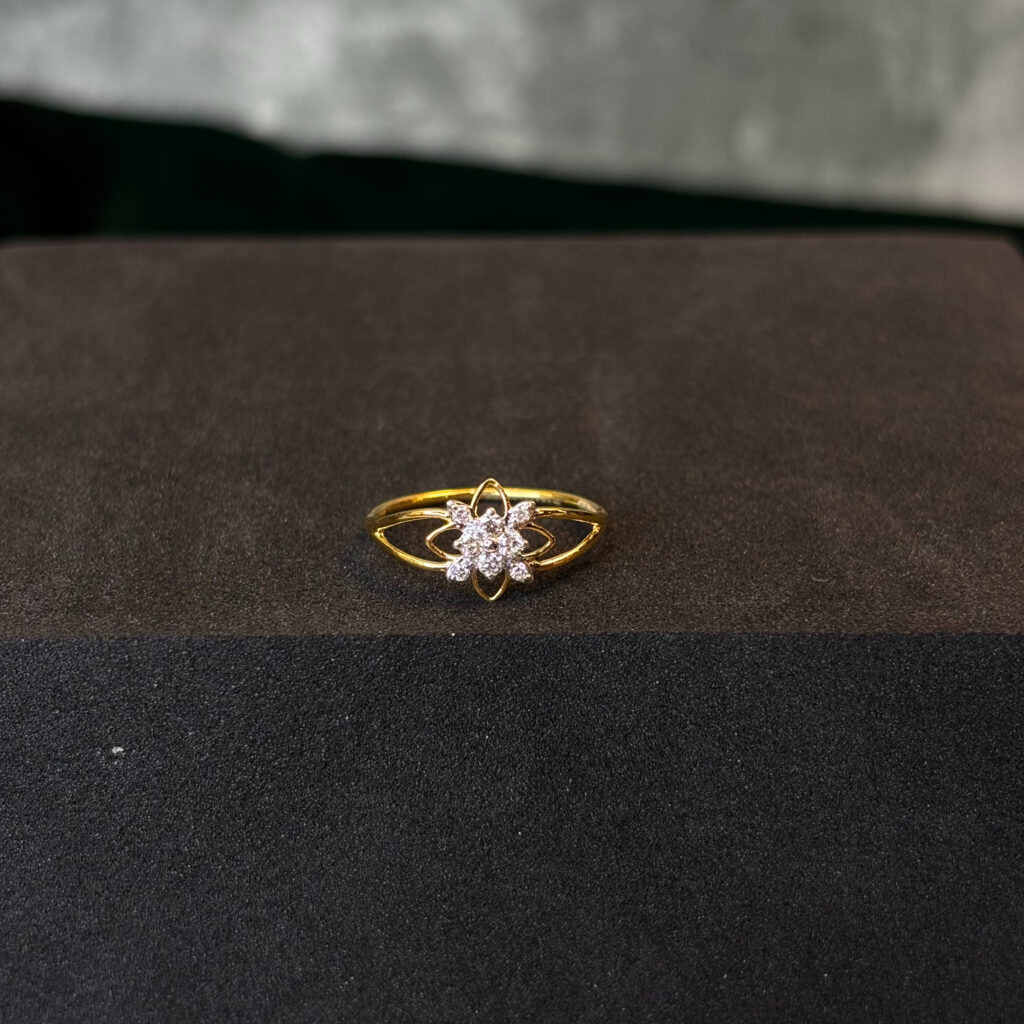 DIAMOND RING ( 9KT GOLD)