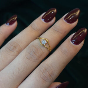 LADIES RING ( 9KT GOLD)
