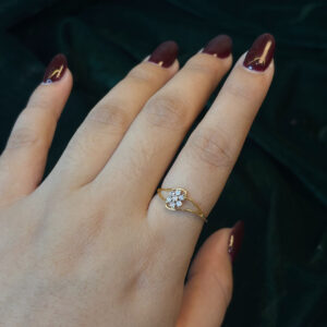 LADIES RING ( 9KT GOLD)