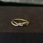 LADIES RING ( 9KT GOLD) - Image 3