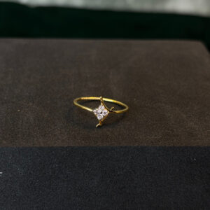 LADIES RING ( 9KT GOLD)