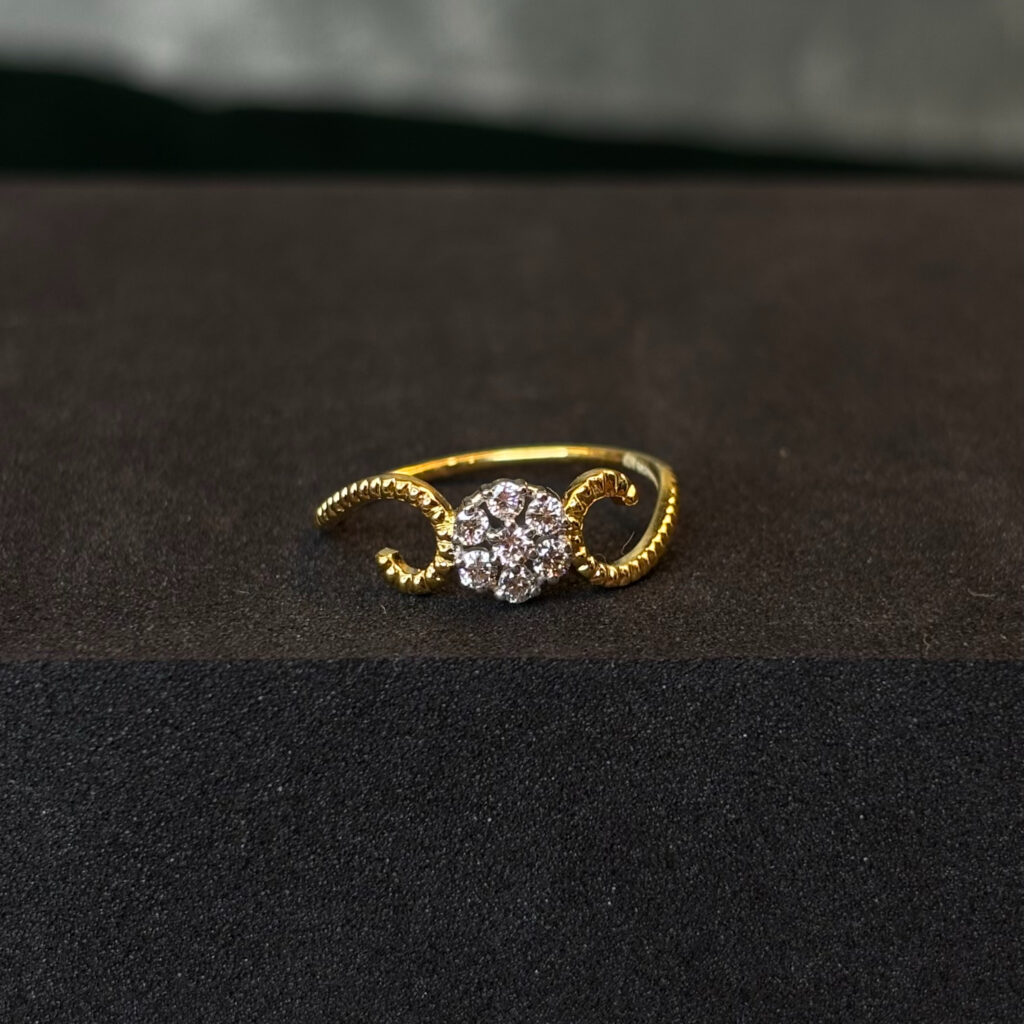 DIAMOND RING ( 9KT GOLD)
