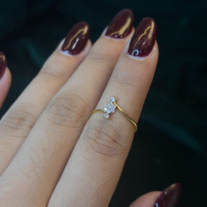 LADIES RING ( 9KT GOLD)