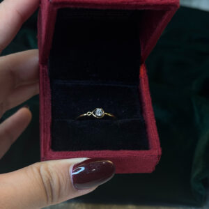 LADIES RING ( 9KT GOLD)