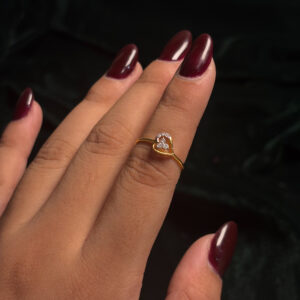 LADIES RING ( 9KT GOLD)