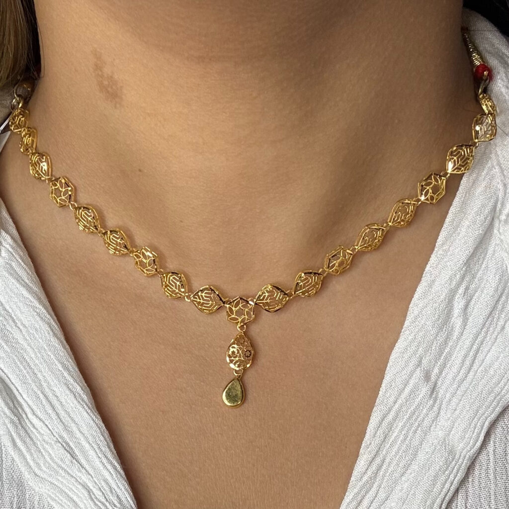 NECKLACE SET ( 9KT GOLD) - Image 3