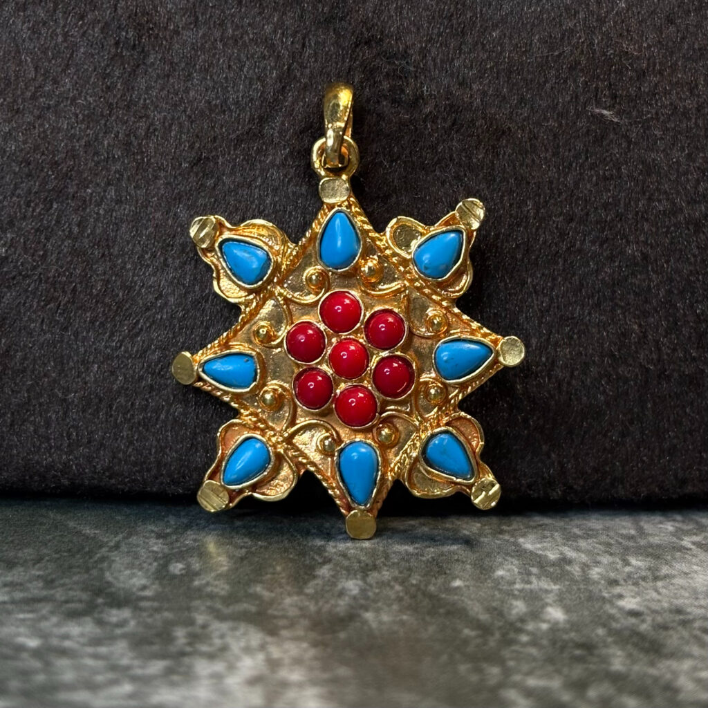 ELECTRO FORMING TRADITIONAL PENDENT - Image 3