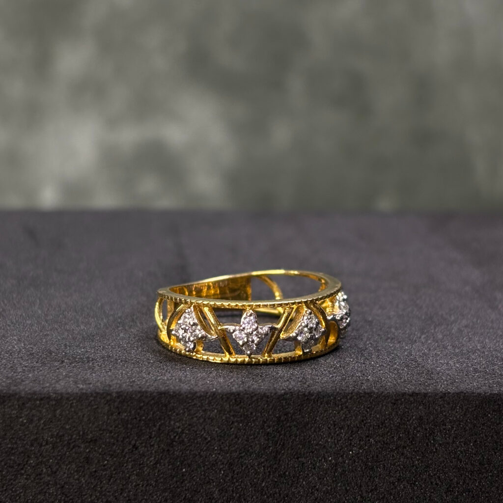 LAB GROWN DIAMOND RING ( 14KT GOLD) - Image 3