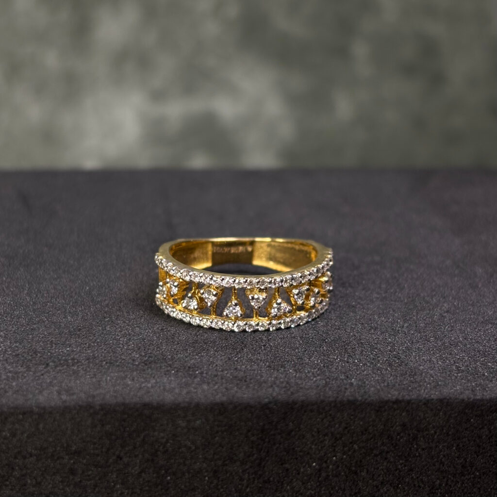 LAB GROWN DIAMOND RING ( 14KT GOLD) - Image 3