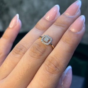 DIAMOND RING  ( 9KT GOLD)