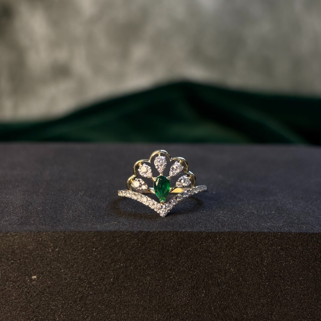 DIAMOND RING  ( 9KT GOLD) - Image 3