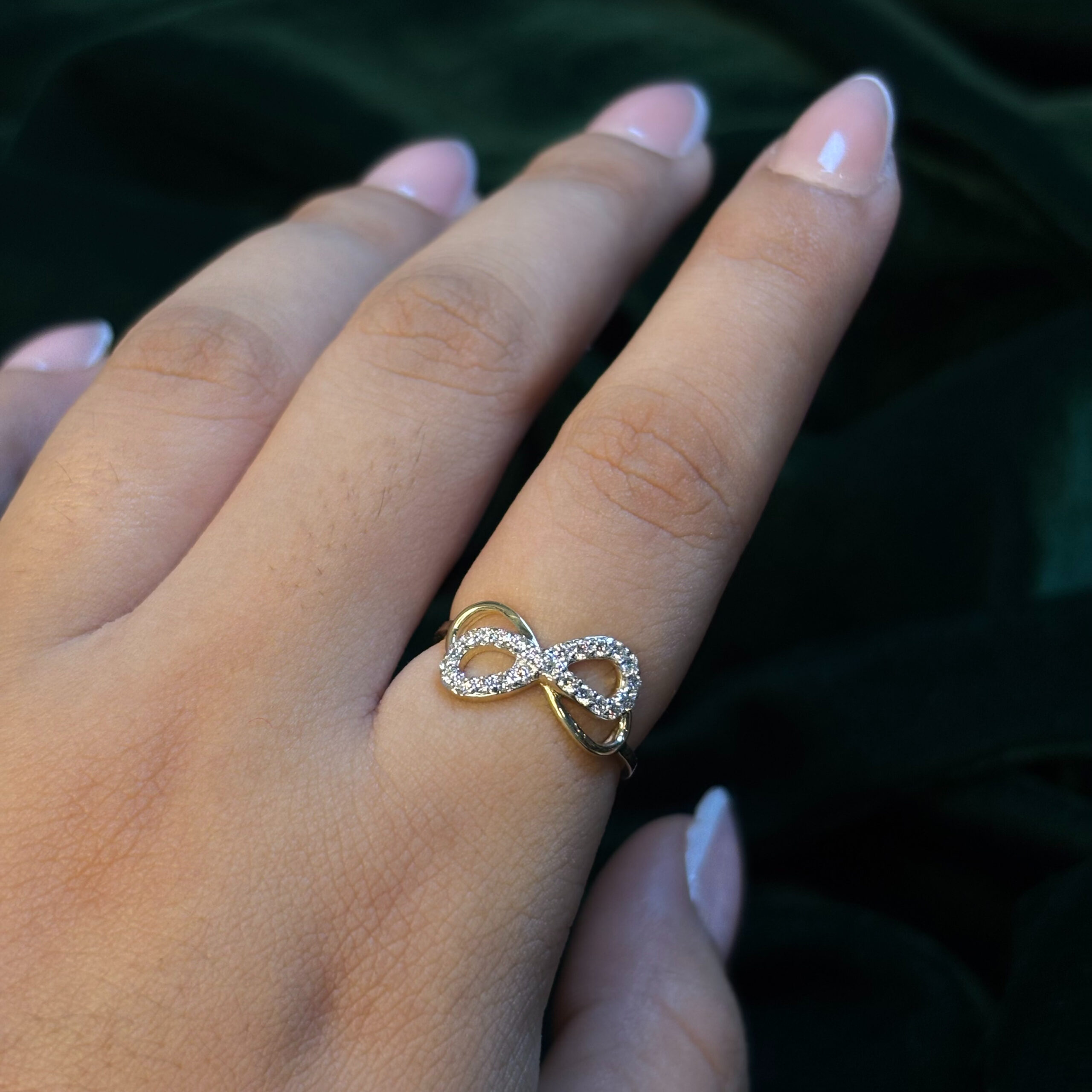 IMG_2801 DIAMOND RING ( 9KT GOLD) - Image 1