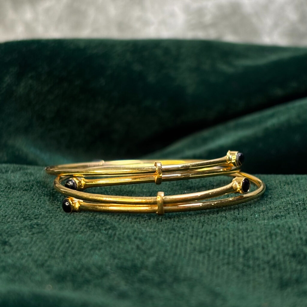 BABY BANGLE 9KT GOLD ( PAIR) - Image 3