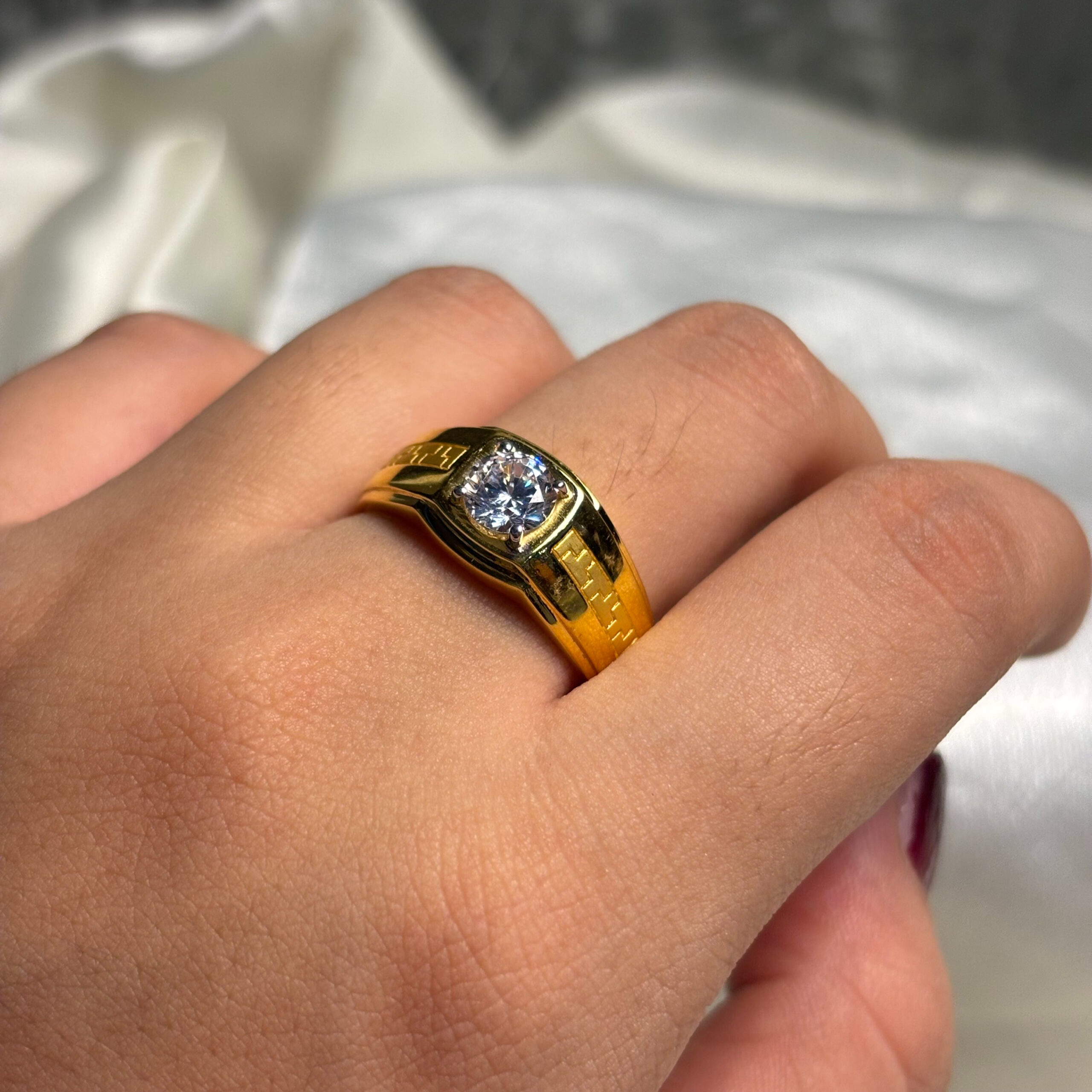 IMG_3659 MEN'S RING ( 9KT GOLD) - Image 1
