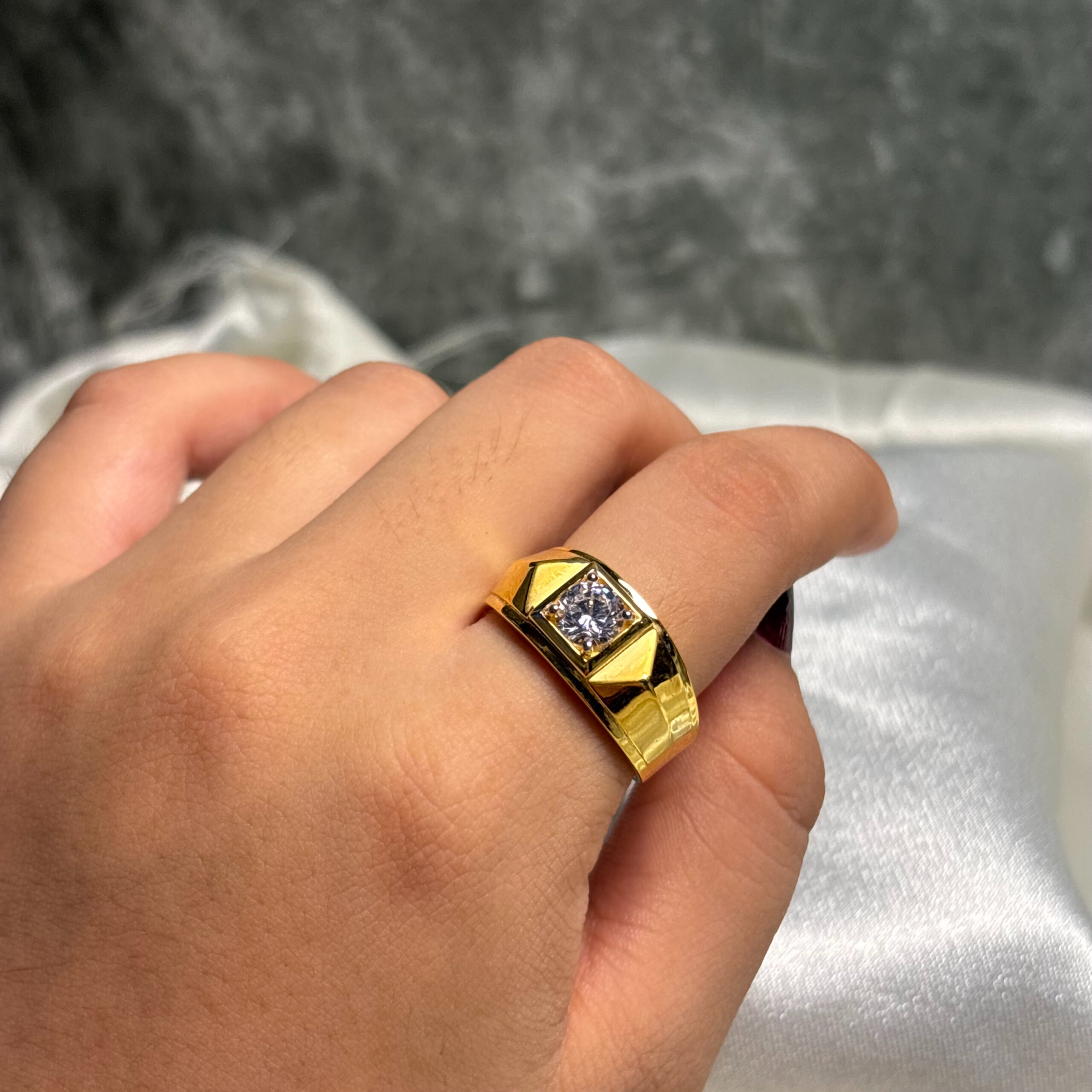 IMG_3692 MEN'S RING ( 9KT GOLD) - Image 1