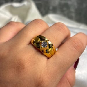 MEN'S RING ( 9KT GOLD)