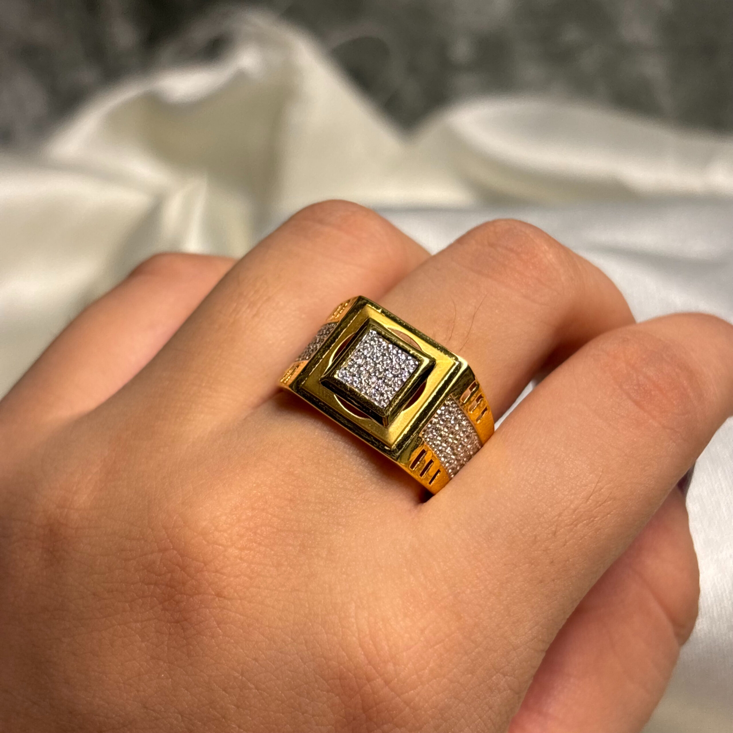 IMG_3728 MEN'S RING ( 9KT GOLD) - Image 1