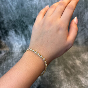 LADIES BRACELET ( 22KT GOLD)