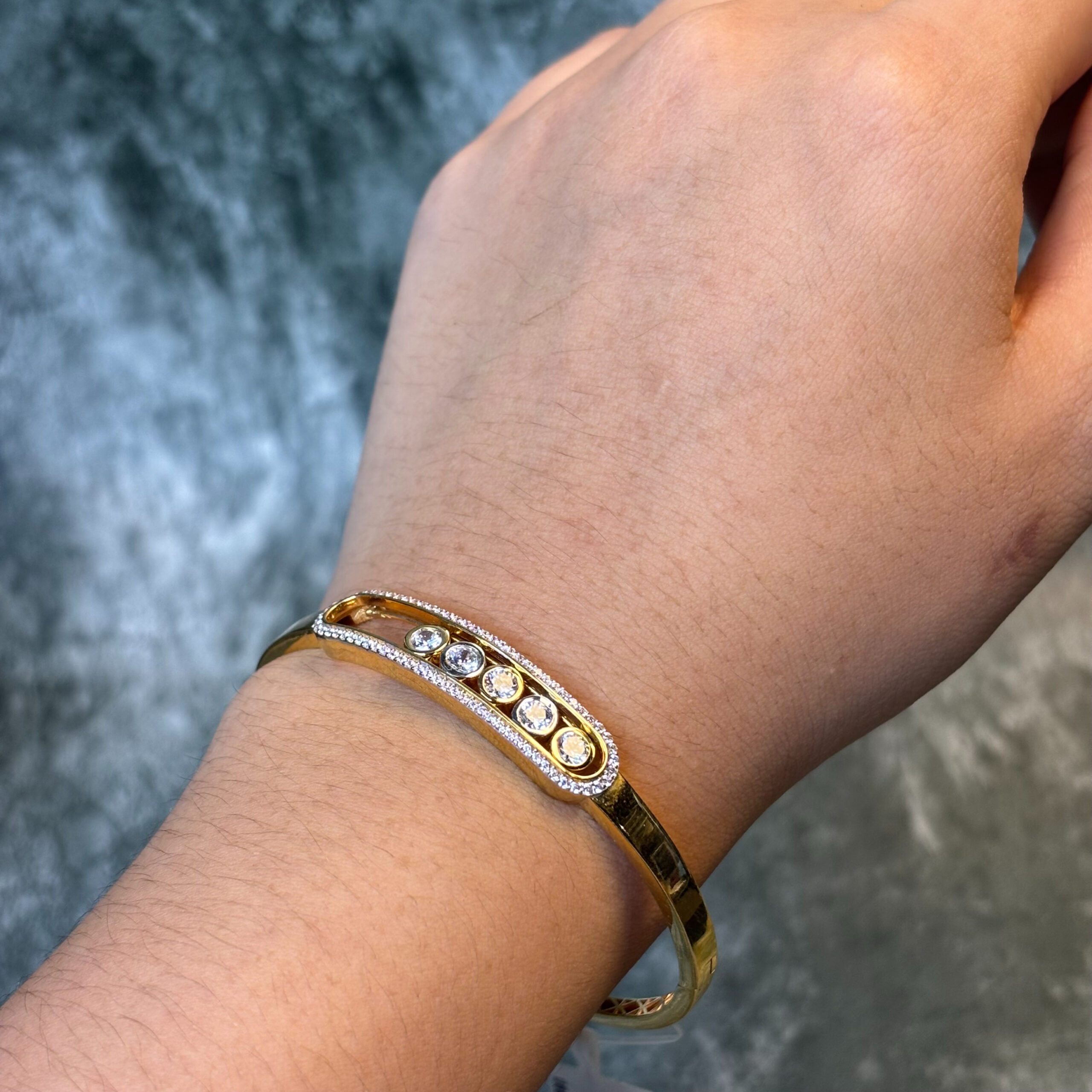IMG_4373 LADIES BANGLE ( 22KT GOLD) - Image 1