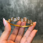 LADIES BANGLE ( 22KT GOLD) - Image 2