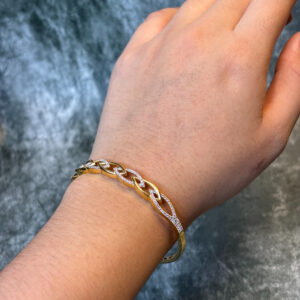 LADIES BANGLE ( 22KT GOLD)