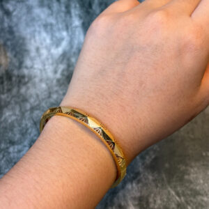 LADIES BANGLE ( 22KT GOLD)