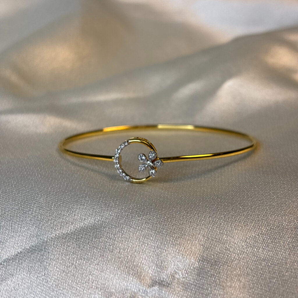 DIAMOND BANGLE (9KT GOLD) - Image 3