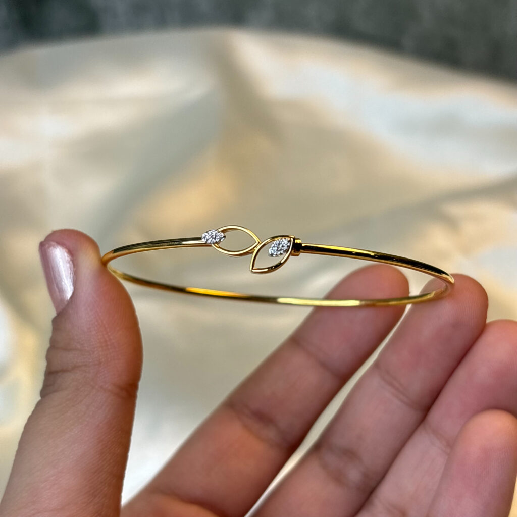 DIAMOND BANGLE (9KT GOLD) - Image 2