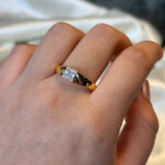 DIAMOND RING ( 18KT GOLD)
