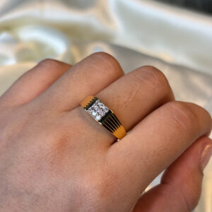 DIAMOND RING ( 18KT GOLD)