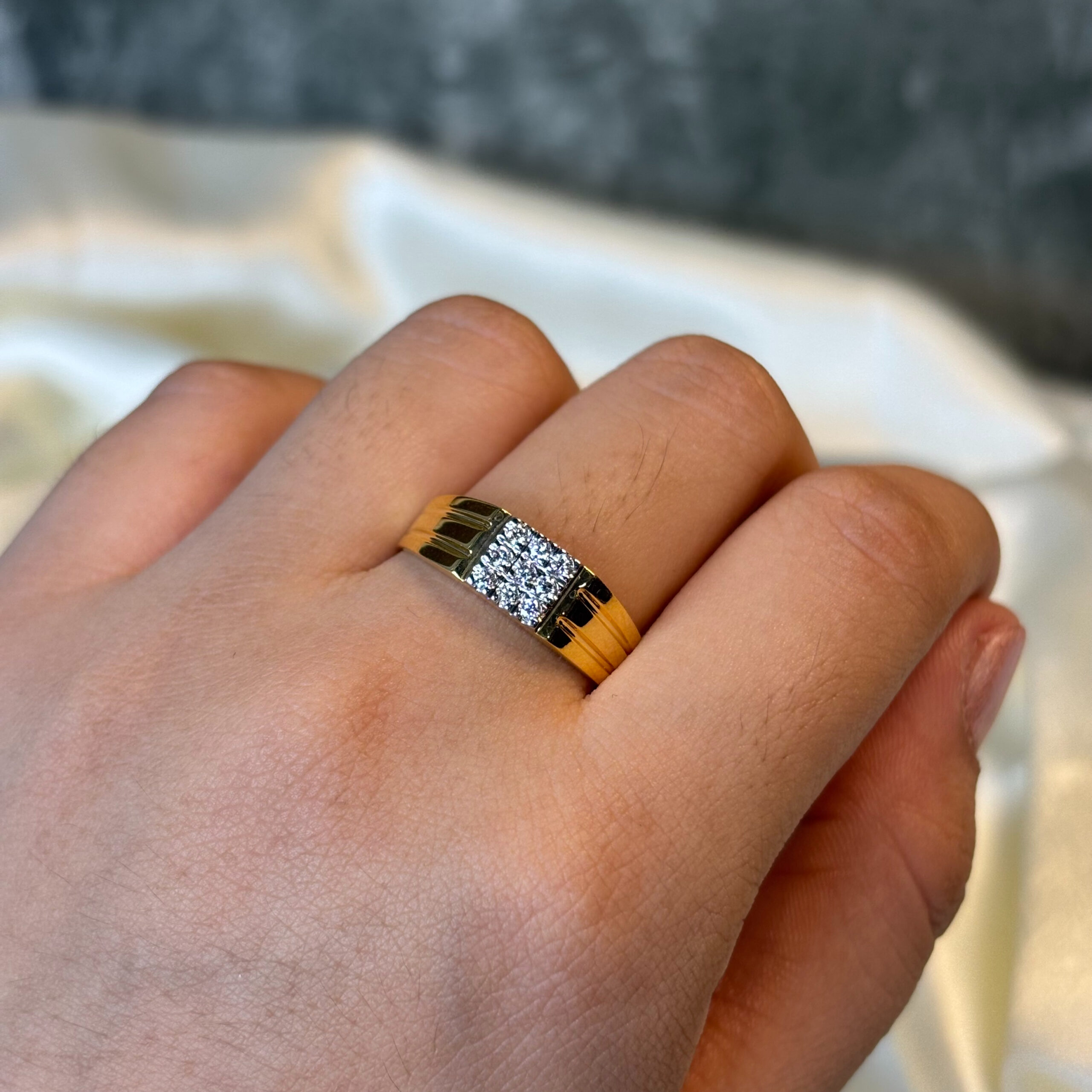 IMG_4746 DIAMOND RING ( 18KT GOLD) - Image 1