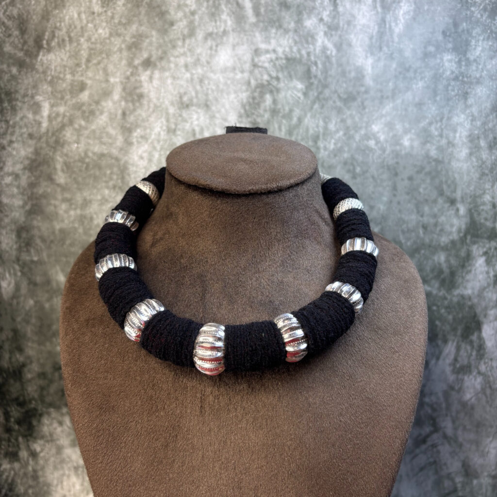 BLACK KANTHA (925 SILVER)