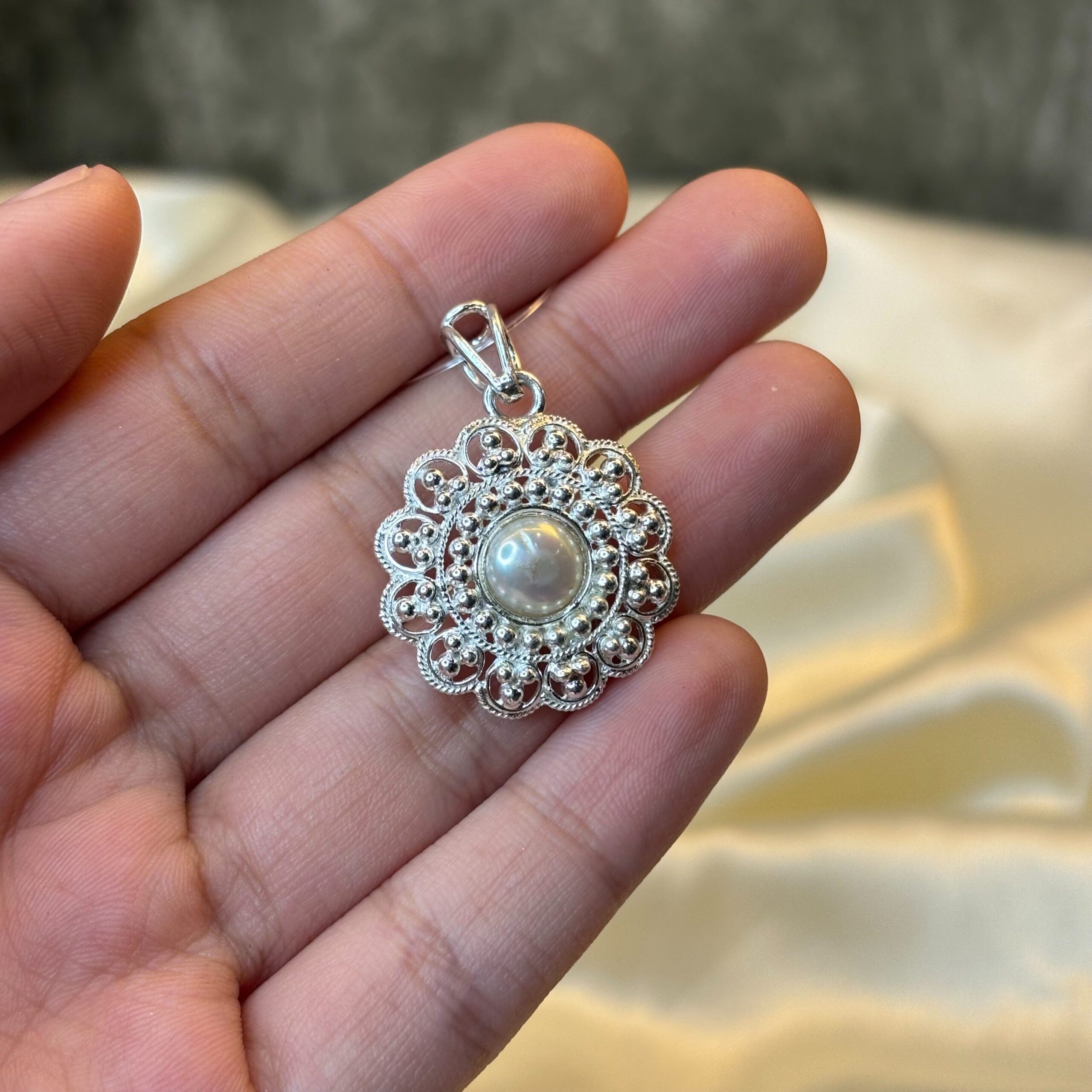 PENDENT ( 925 SILVER)