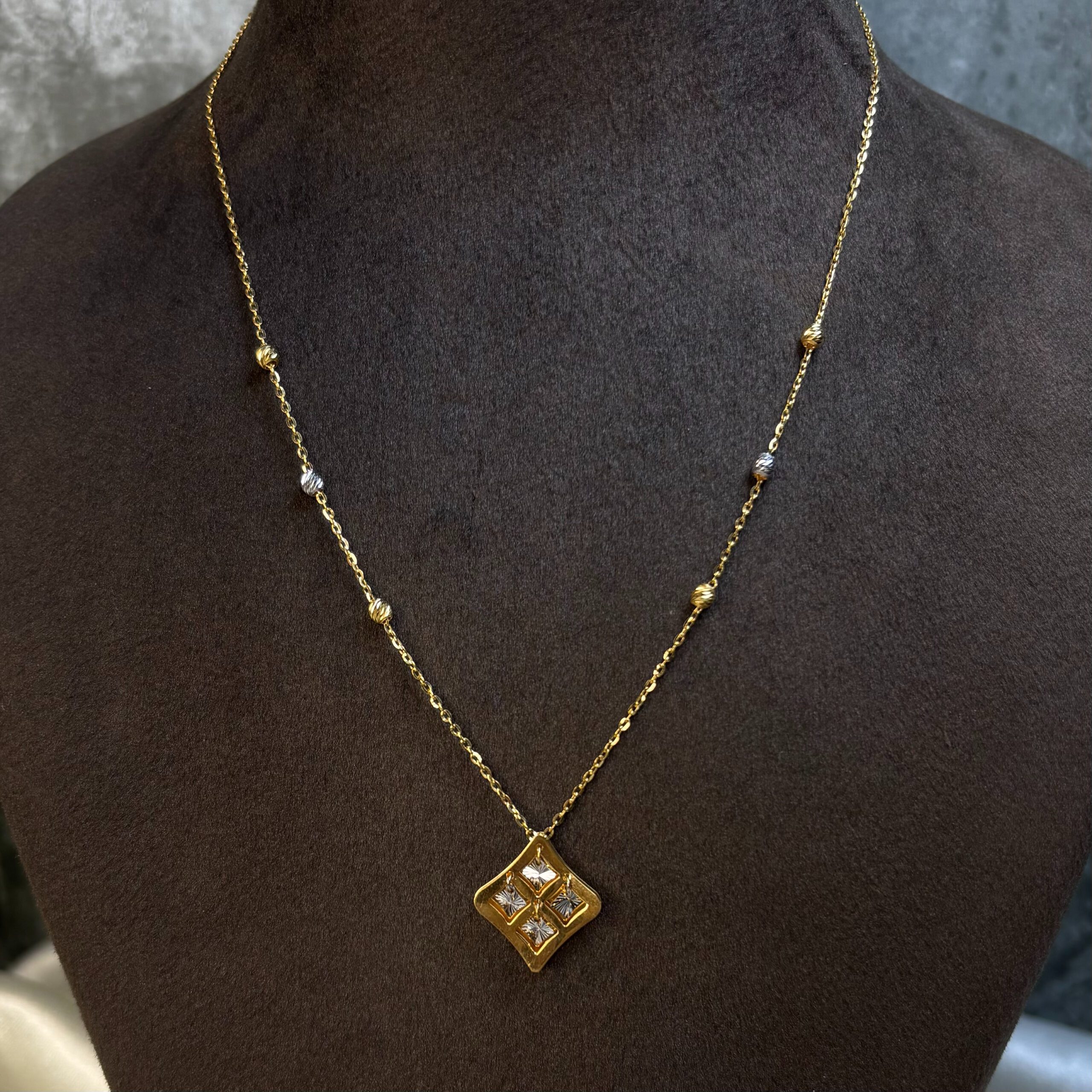CHAIN ( 22KT GOLD)