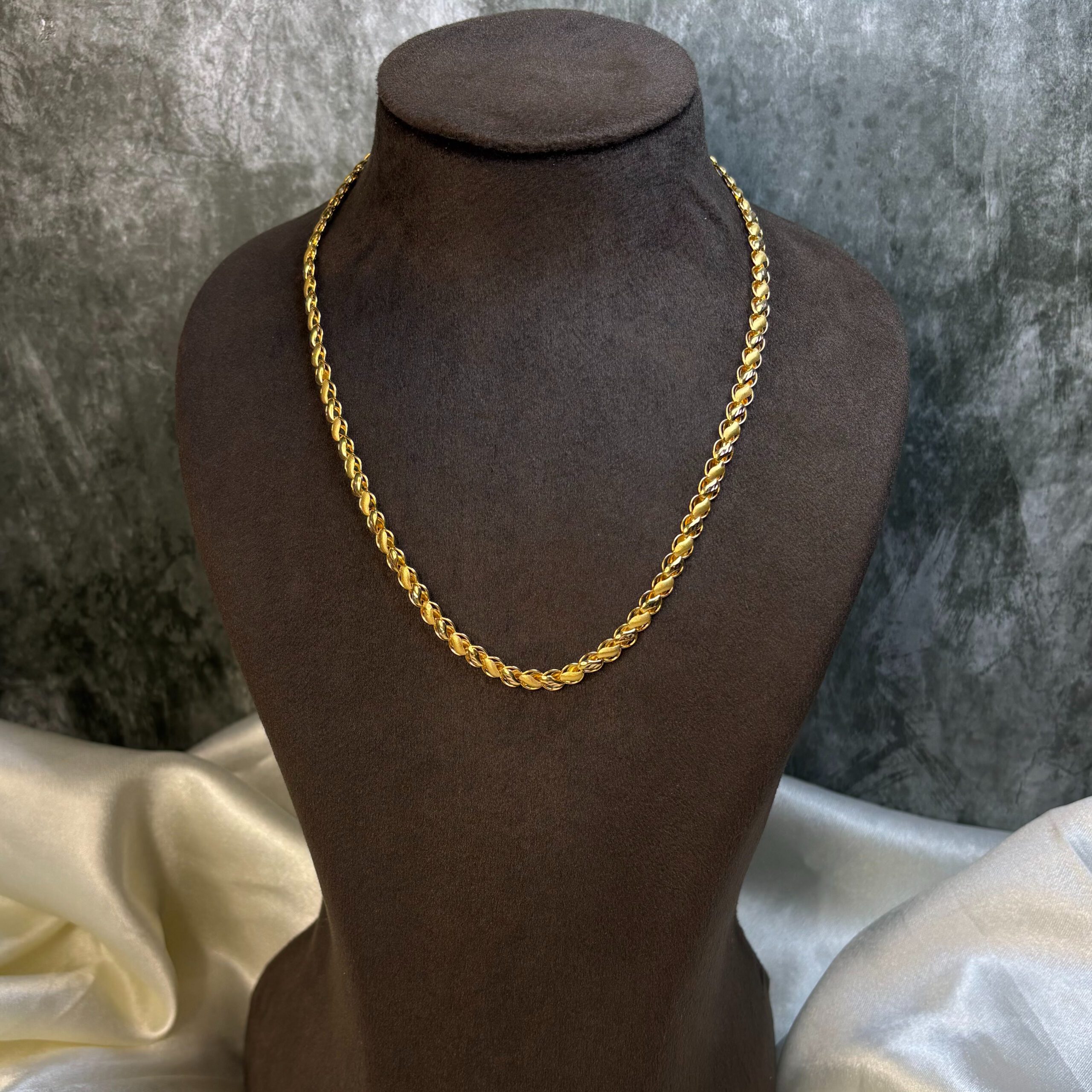 CHAIN ( 22KT GOLD)