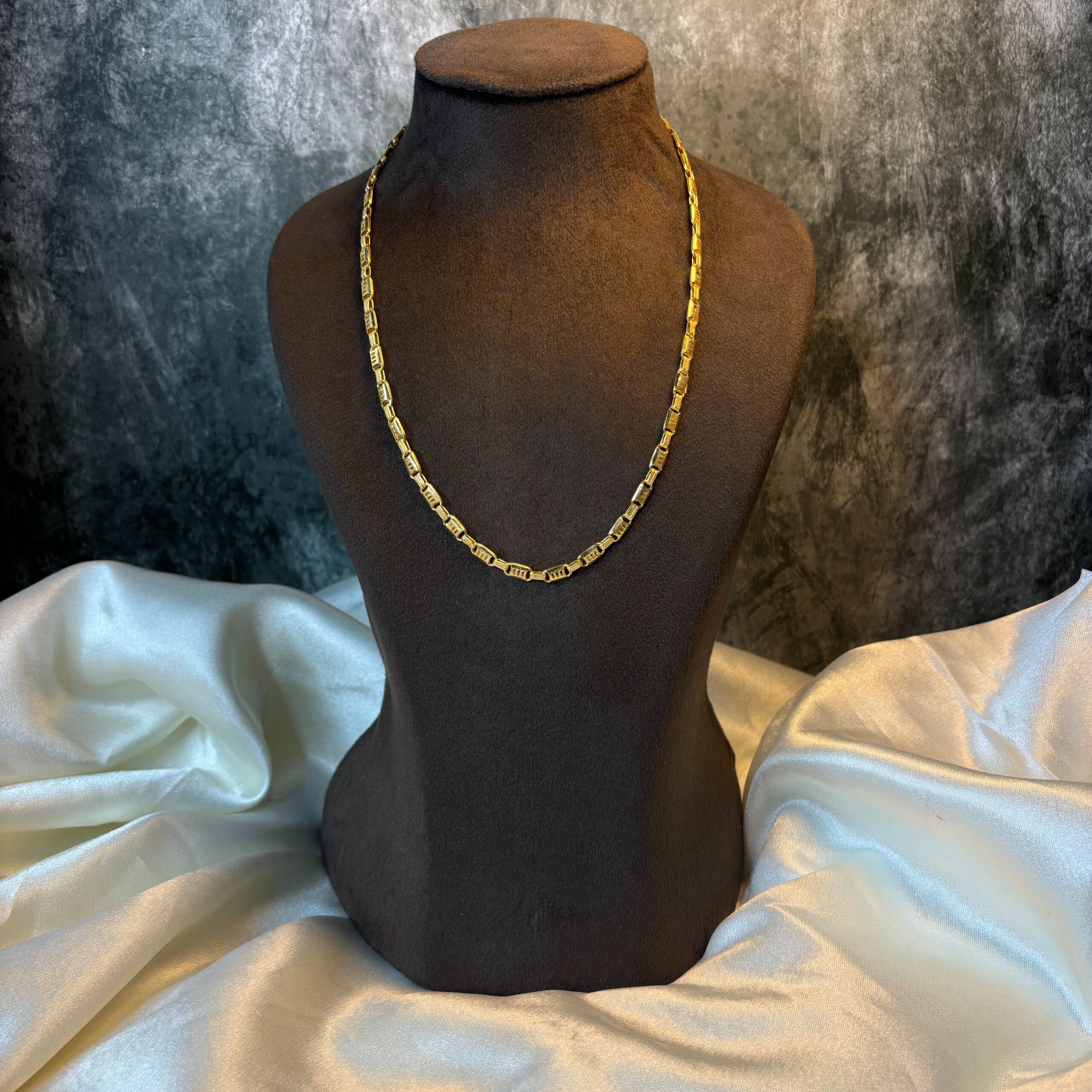 CHAIN ( 22KT GOLD)